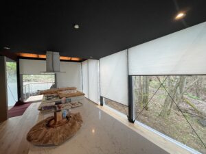 ロールスクリーン-おしゃれ-軽井沢-別荘-町田-04